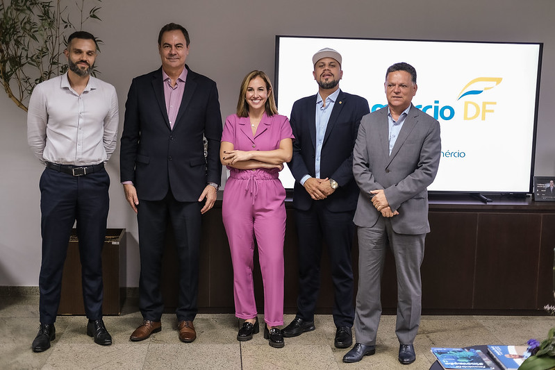 Aparecido e distritais discutem PPCUB e temas de interesse do DF