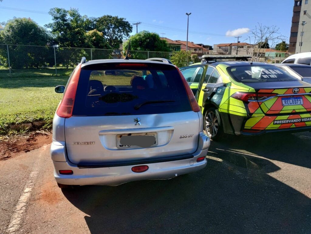Veículo é flagrado por agentes do Detran-DF com 441 infrações