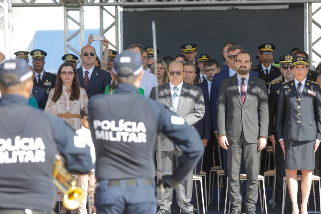 Troca da Bandeira integra homenagens ao aniversário de Brasília