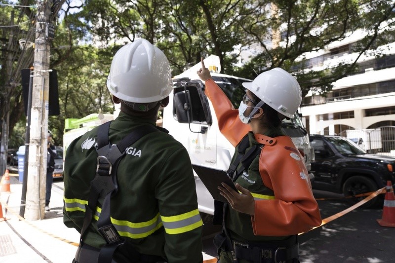 Áreas de três cidades sem energia para manutenção na rede nesta sexta