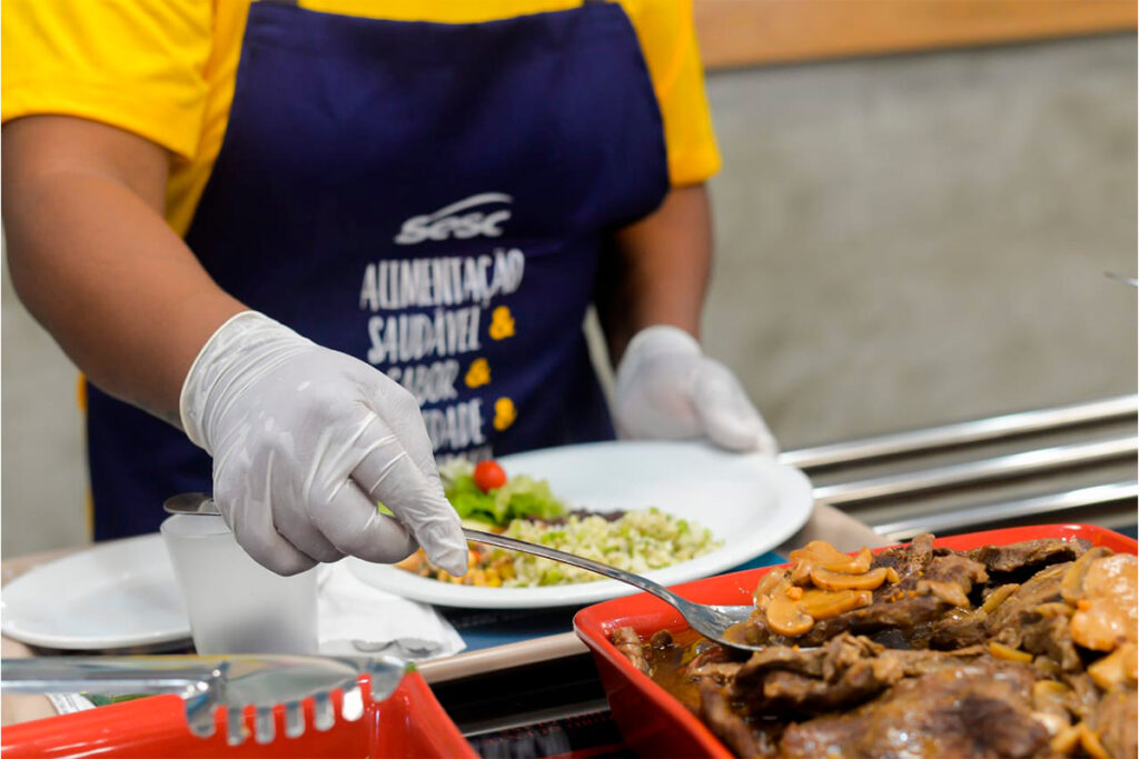 CLDF e Sesc firmam parceria para instalação de restaurante-escola