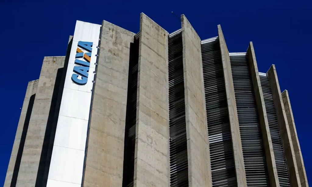 Caixa Econômica Federal abre seleção nacional de estagiários com bolsas de até R$ 1,8 mil