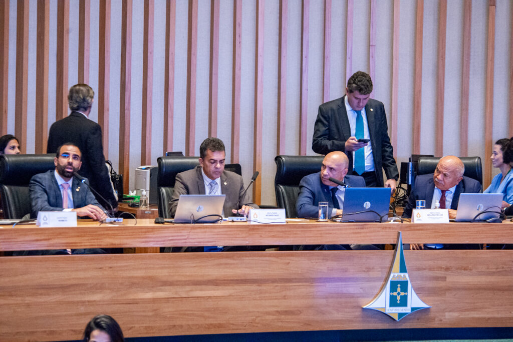 CLDF aprova subsídio para famílias de baixa renda comprarem imóvel