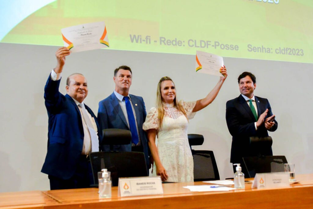 Deputados e governador tomarão posse em 6 de janeiro em 2027