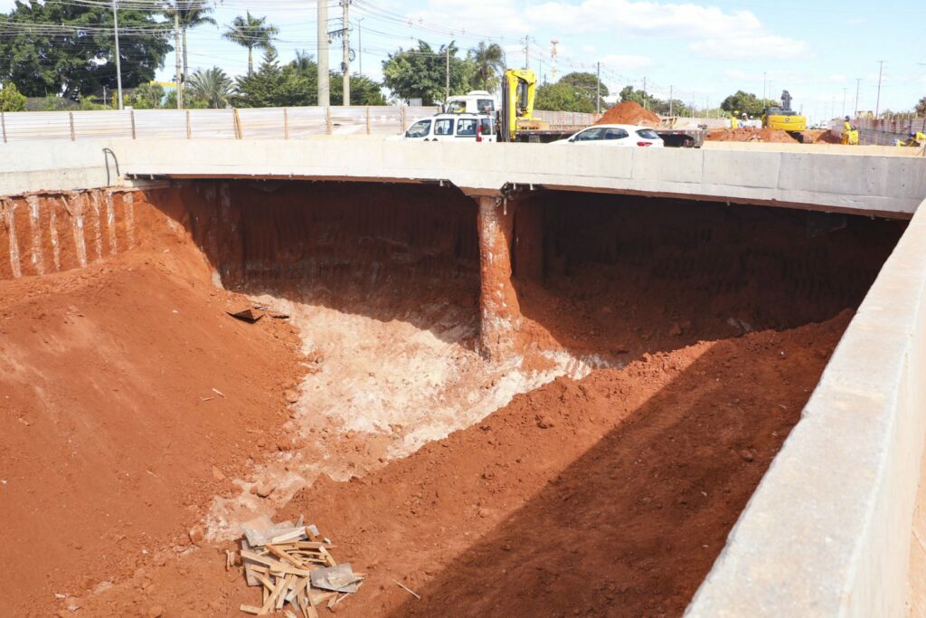 Obras do Complexo Viário do Jardim Botânico avançam rapidamente