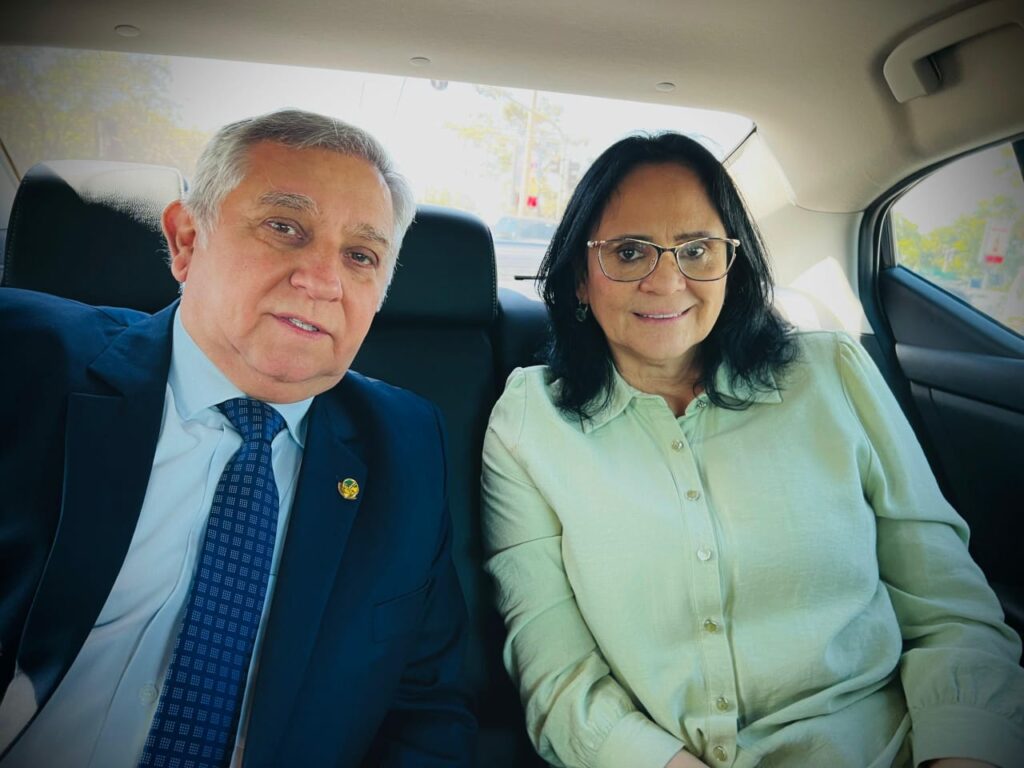 “Imagina ficar 11 meses preso e sem condenação”, diz Izalci após visita a Silvinei