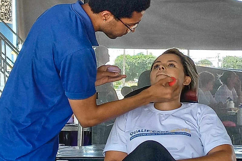QualificaDF Móvel certificou mais de 9,8 mil pessoas desde lançamento