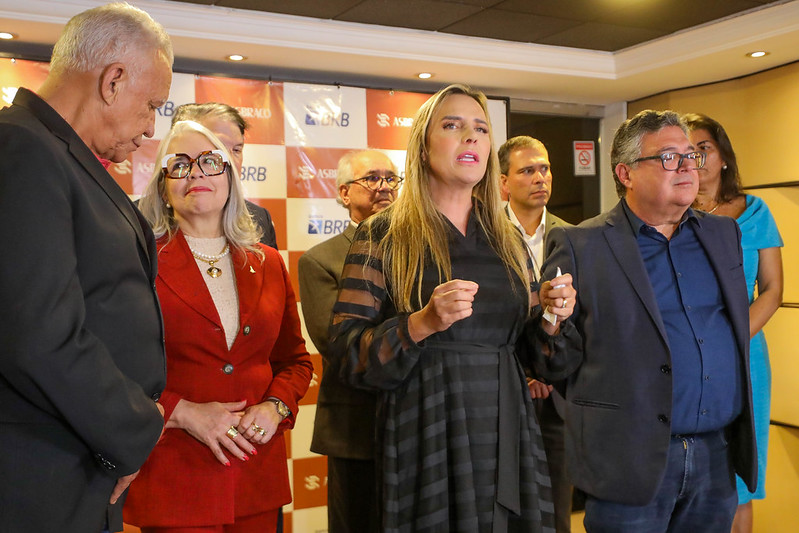 Celina ressalta importância da construção civil para a geração de empregos