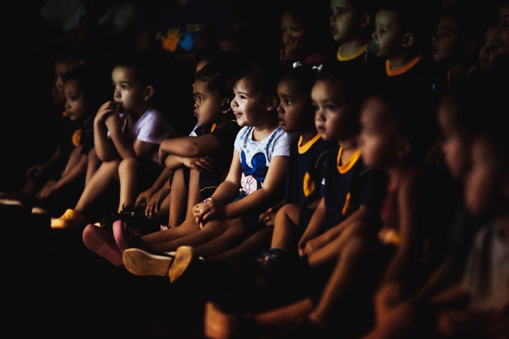 Gastronomia, teatro e encontro de brechós movimentam fim de semana