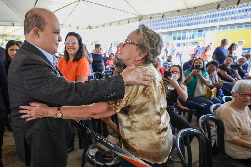 Análise: governador Ibaneis avança na regularização fundiária do DF