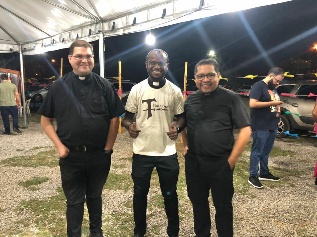 Paróquia de São Francisco realiza novenas até o dia 3 de outubro