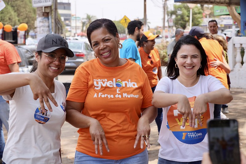 Valparaíso: Yvelônia atrai grande público em caminhadas de campanha
