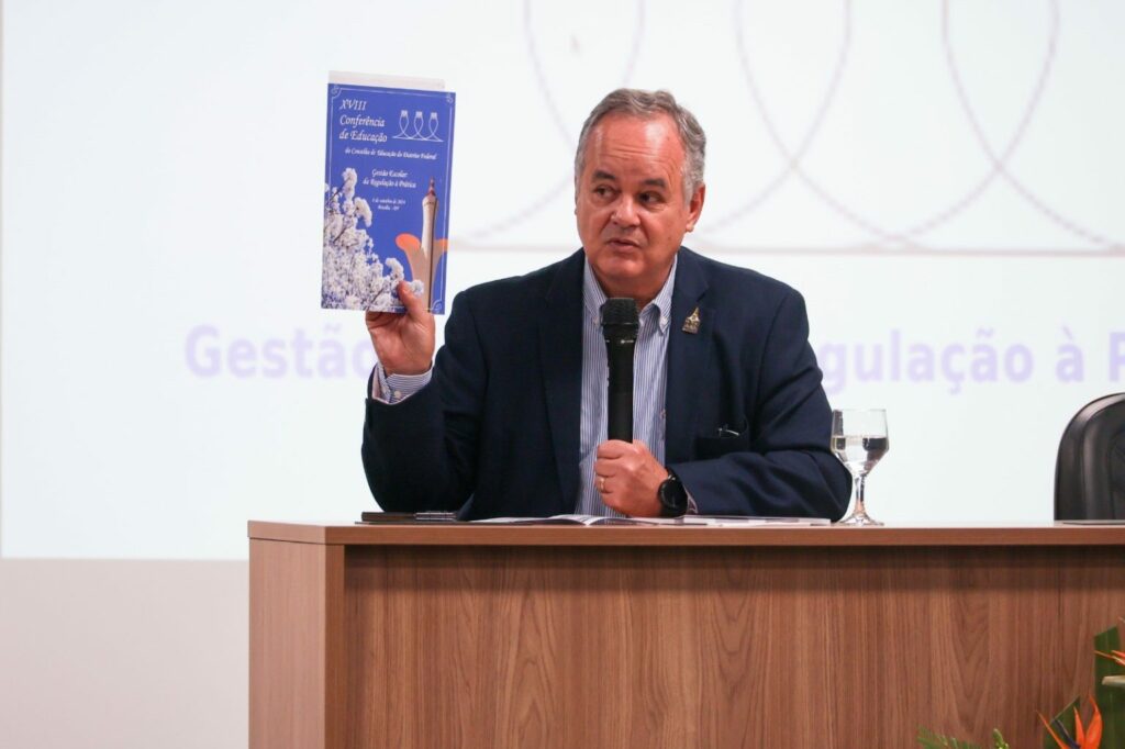 Gestores se reúnem na XVIII Conferência do Conselho de Educação do DF