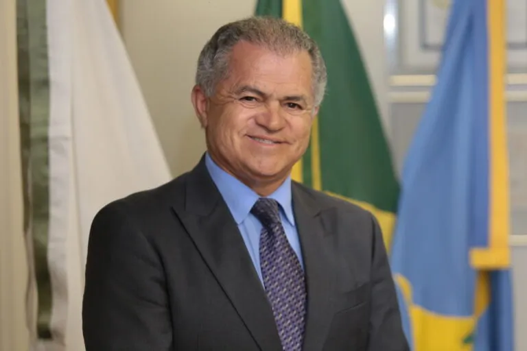 Conselheiro Manoel de Andrade é eleito presidente do TCDF