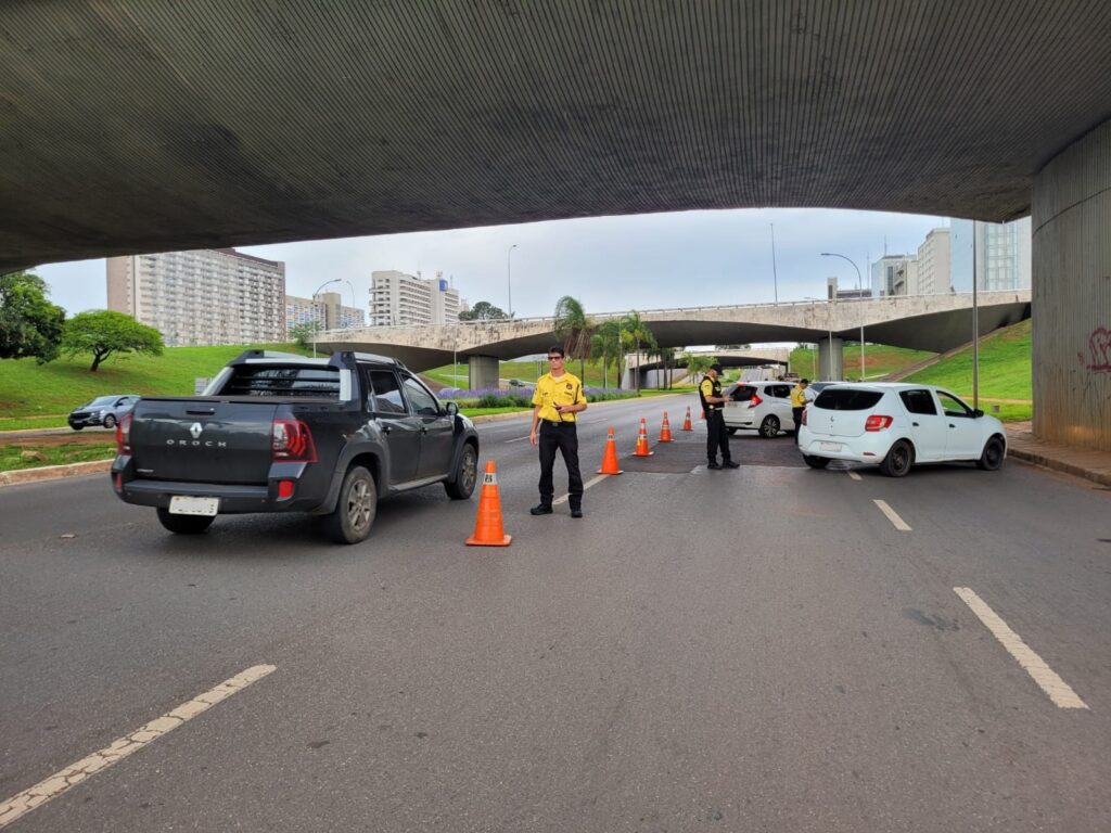 Operações do Detran-DF autuam 88 motoristas alcoolizados no fim de semana