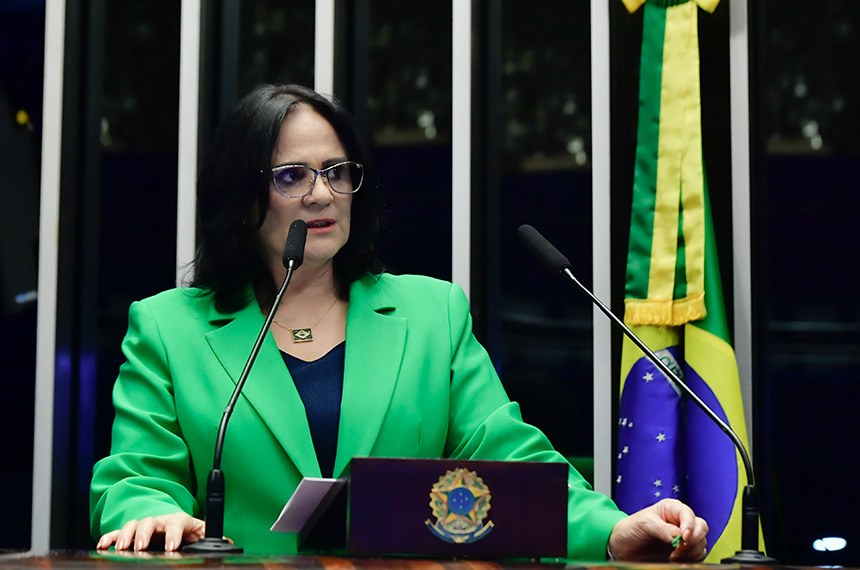 “Não mexam com meu DF”, alerta senadora Damares sobre anúncio de mudanças no FCDF