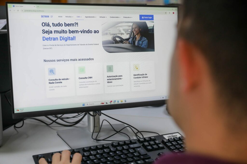 Detran-DF simplifica solicitação da CNH Definitiva 100% digital