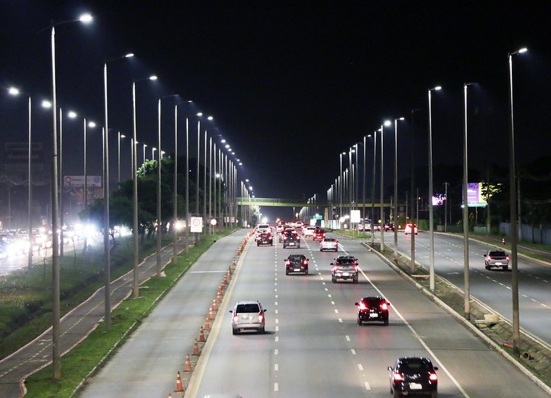 Projeto de modernização vai substituir 173 mil luminárias em todo o DF