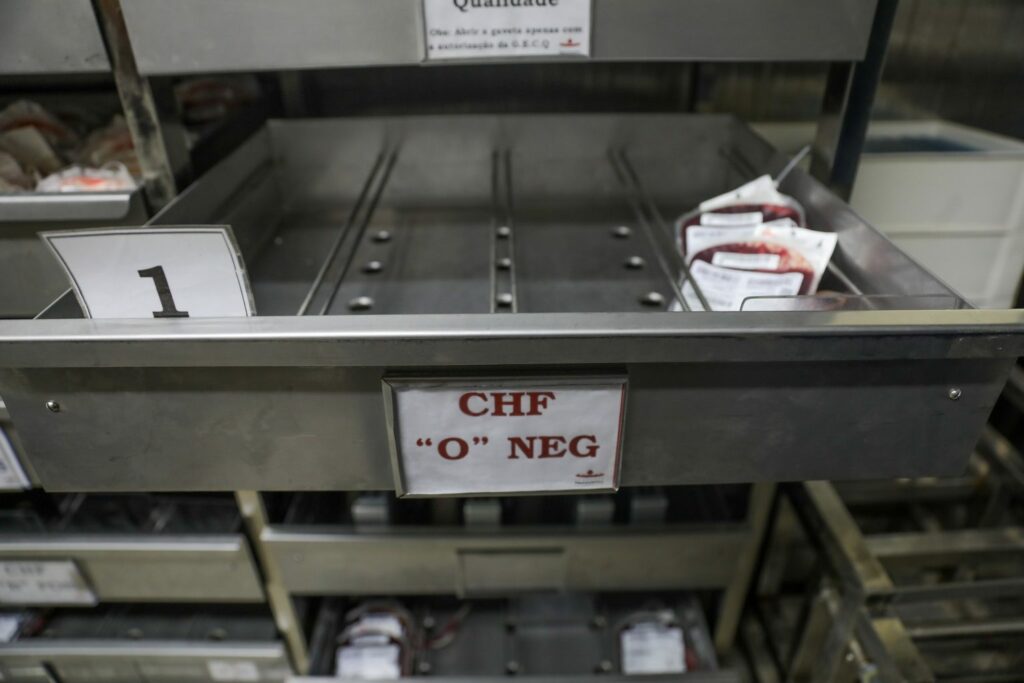Hemocentro de Brasília prioriza doadores de sangue O negativo em medida emergencial