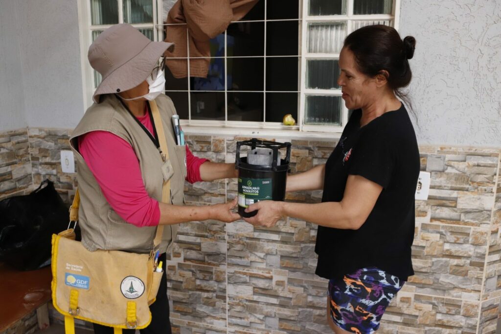 DF intensifica combate ao Aedes aegypti com armadilhas de larvicida