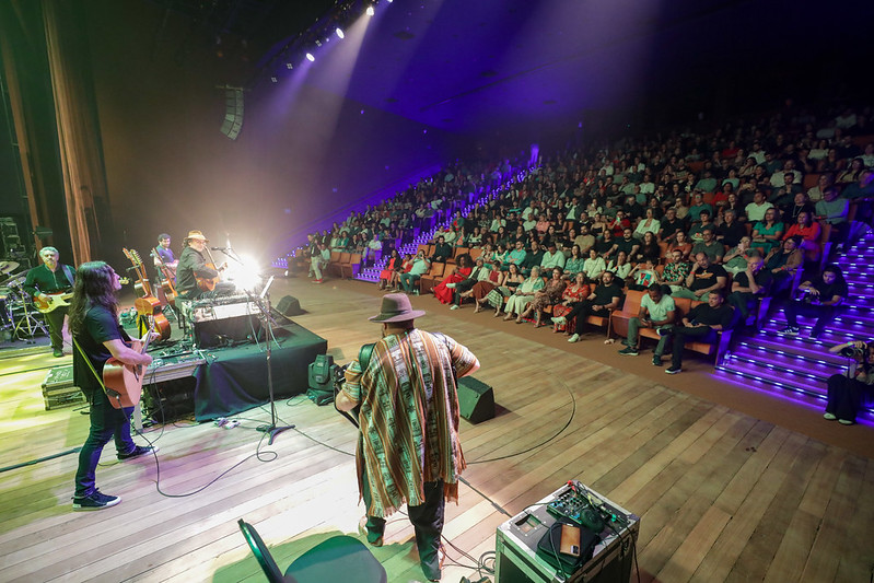 GDF e BRB celebram reabertura da Sala Martins Pena no Teatro Nacional