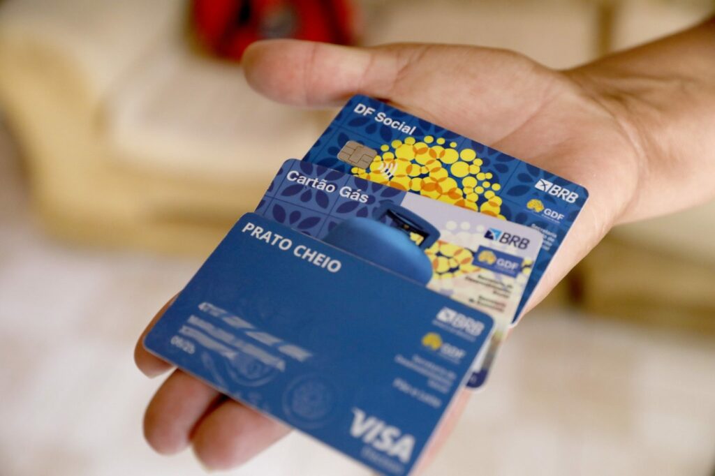 GDF lidera R$ 42 milhões para pagamento o Prato Cheio e DF Social