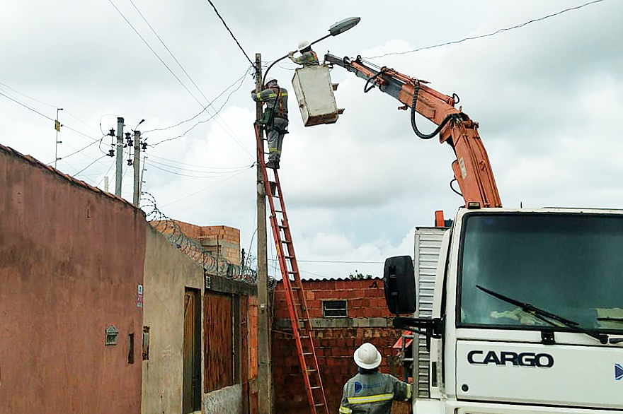 Ceilândia vai receber 13.970 lâmpadas de LED em 2025, anuncia GDF