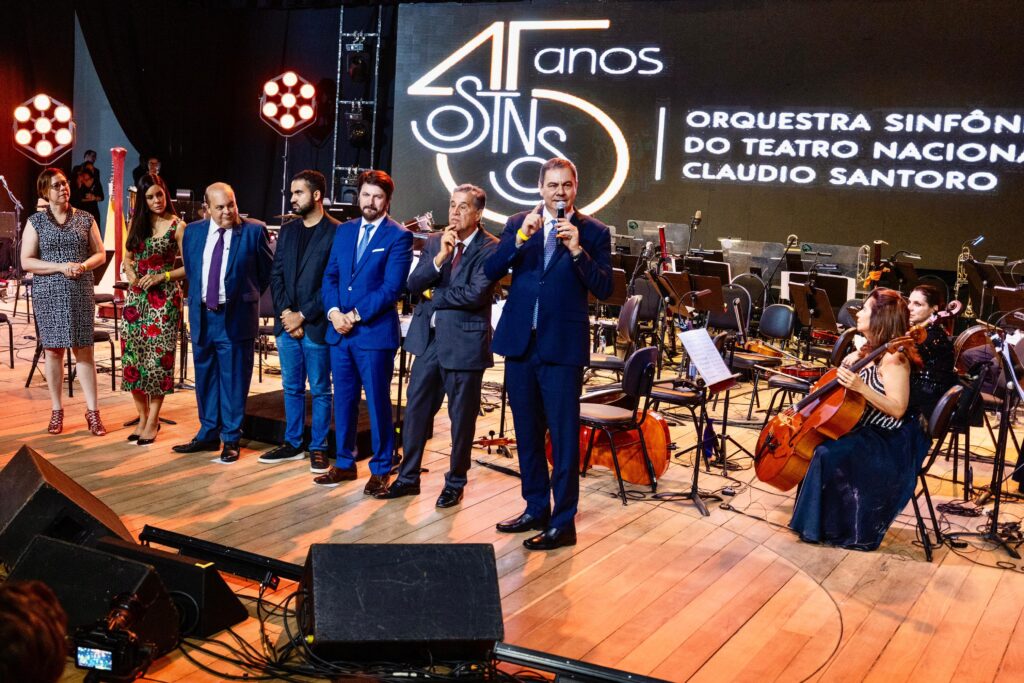 Festa organizada pelo Sesc-DF marca a reabertura da Sala Martins