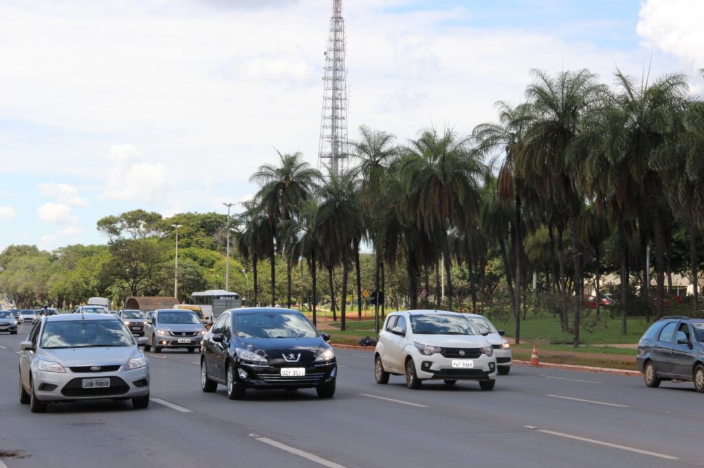 Prazo para pagar segunda parcela do IPVA começa segunda no DF