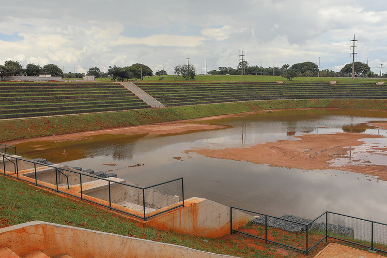 Processo de decantação do Drenar DF devolverá água limpa a natureza