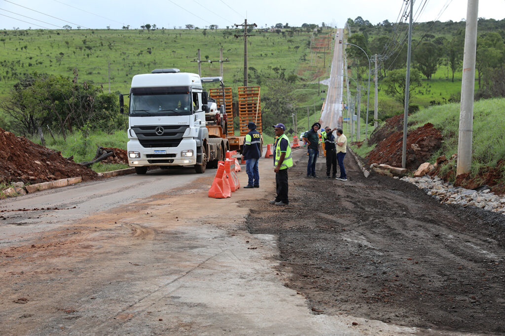 GDF atua na recuperação de trecho entre Ceilândia e Brazlândia