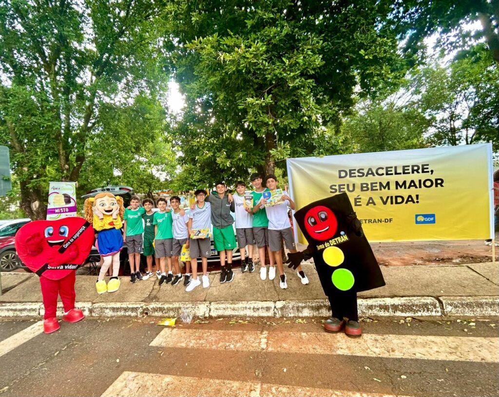 Detran-DF intensifica campanha Volta às Aulas com ações educativas em escolas e vias