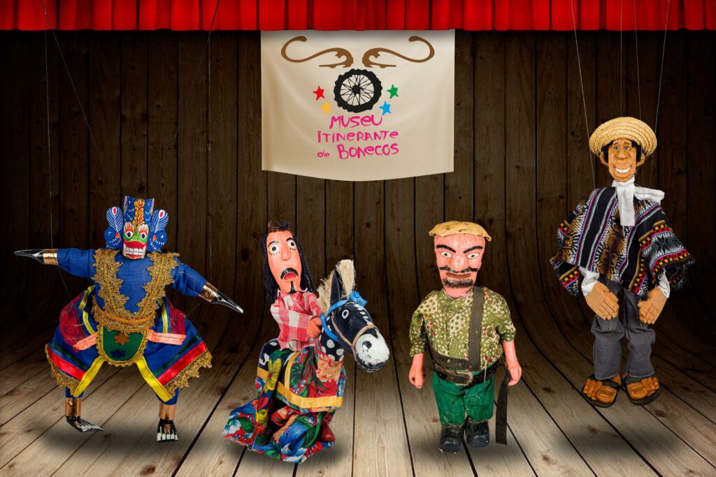 Gama e Estrutural recebem o Museu Itinerante de Teatro de Bonecos