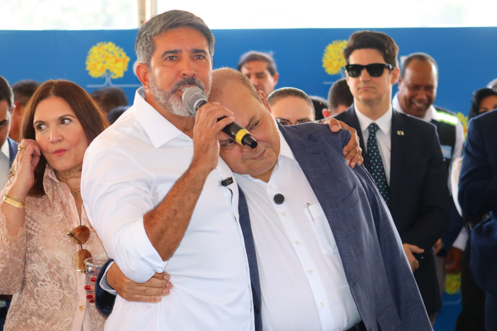 Roosevelt comemora envio do reajuste salarial das forças de segurança