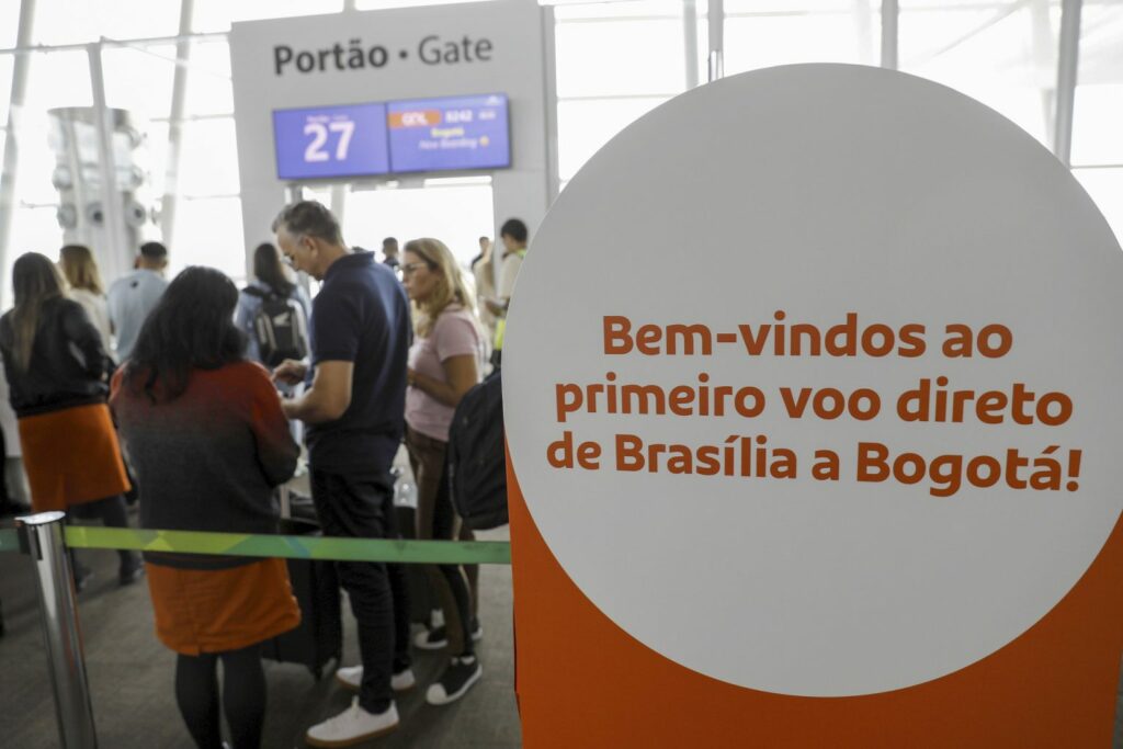 Aeroporto de Brasília inaugura voo direto para Bogotá