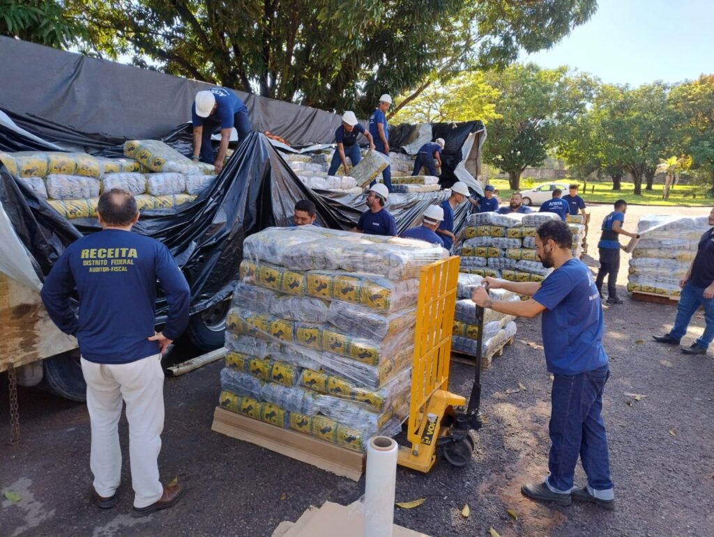 Receita do DF apreende quase R$ 4 milhões em cargas irregulares no fim de semana