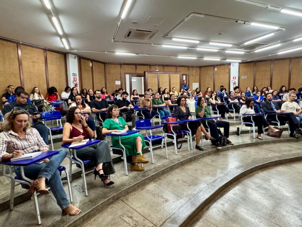 Professores do DF iniciam pós-graduação voltada para metodologias ativas na educação básica