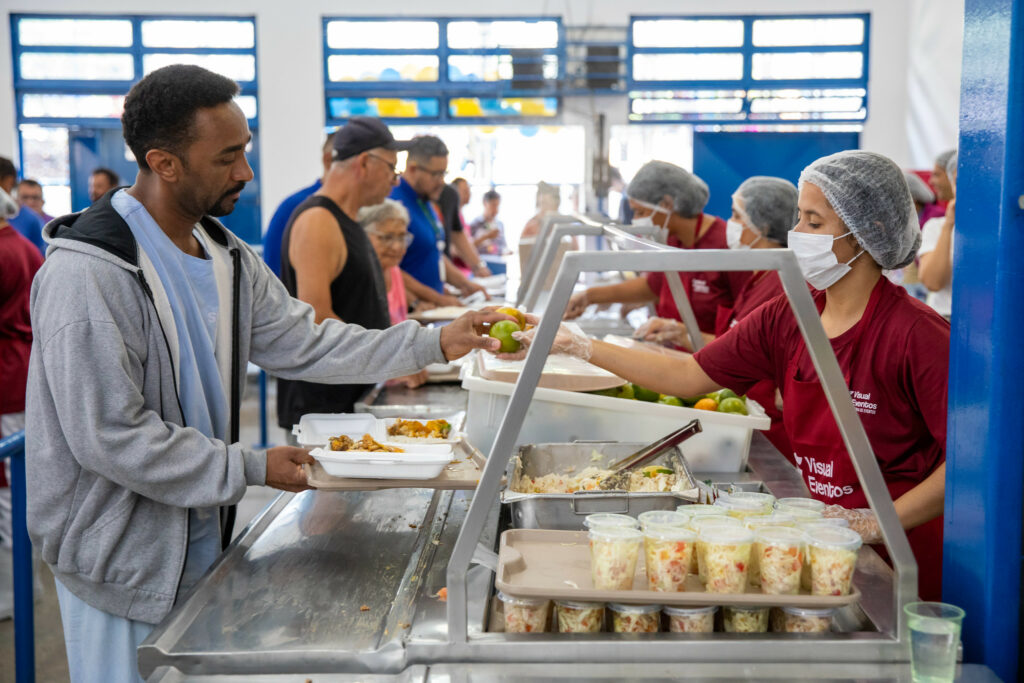 75% dos usuários aprovam a qualidade dos restaurantes comunitários