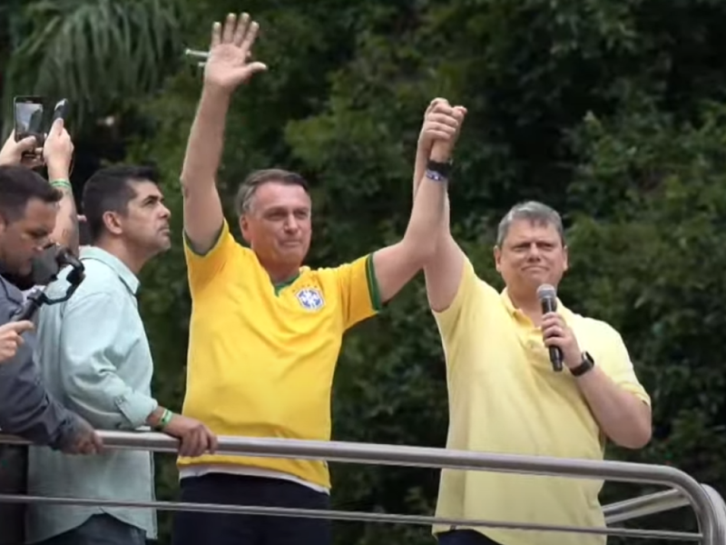 Oposição inicia campanha: Com Lula tudo ficou caro, volta Bolsonaro