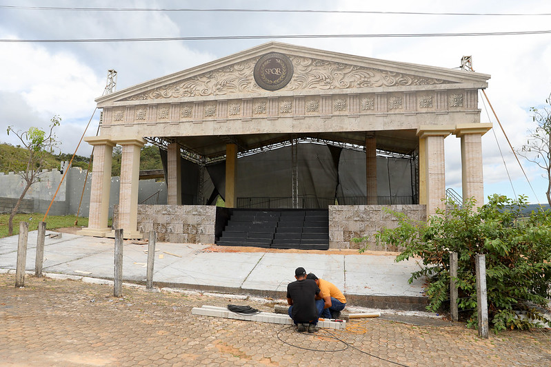 Via sacra: Morro da Capelinha se prepara para receber milhares de fiéis