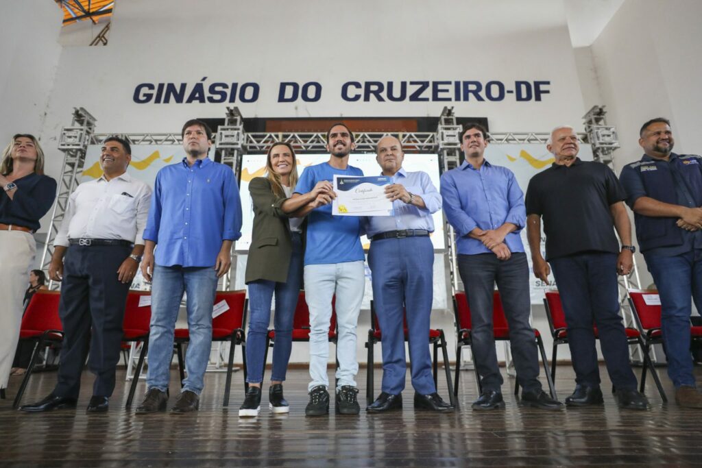 RenovaDF certifica 1.148 formandos e expansão para 2,5 mil vagas em novo ciclo