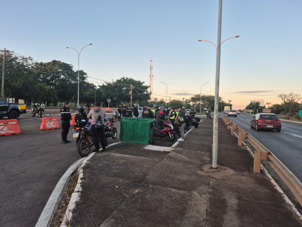 Operação Moto Legal retira motocicletas irregulares de circulação