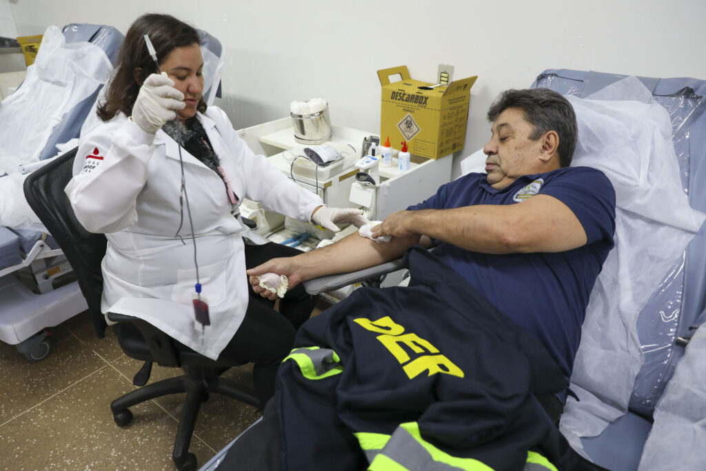 Ação coletiva do DER incentiva doação de sangue no Hemocentro de Brasília