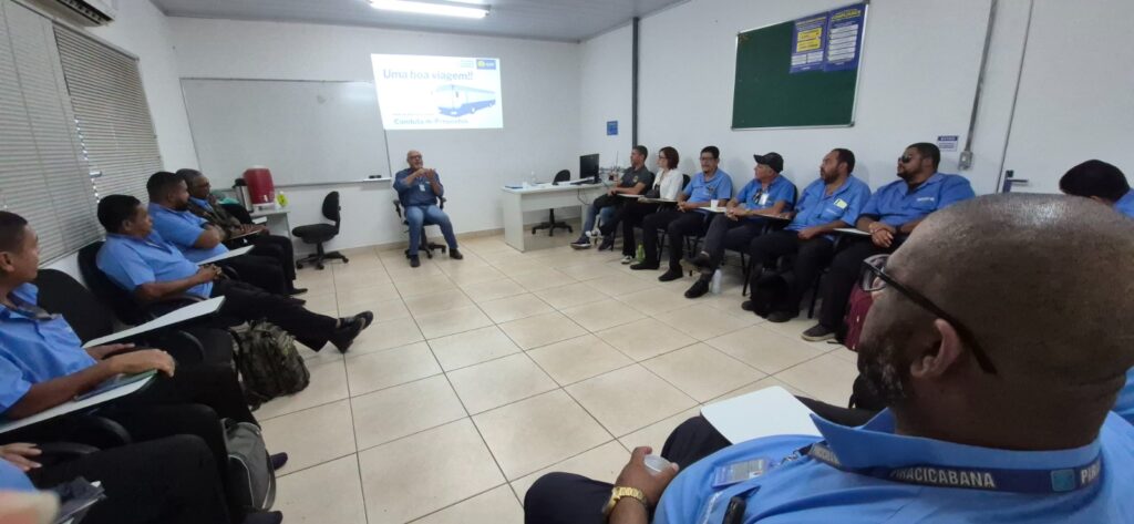 Capacitação contínua aprimora atendimento no transporte coletivo do Distrito Federal