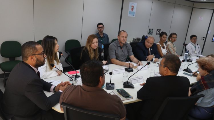 Conselho discute aprimoramento do acesso à informação pública no DF