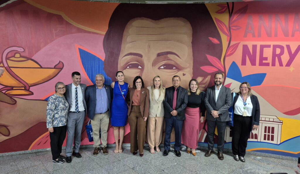 Estação 108 do Metrô-DF homenageia Anna Nery e profissionais da enfermagem