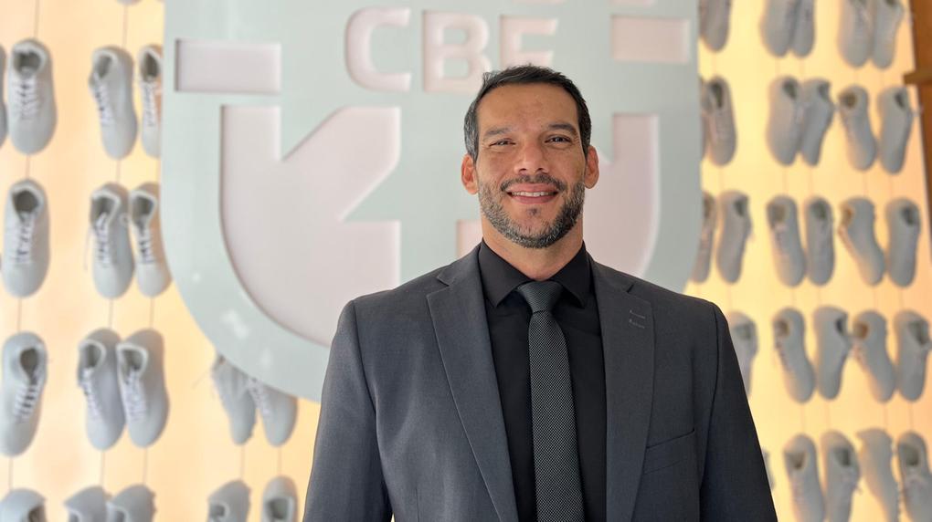 Samir Xaud é eleito presidente da CBF na manhã deste domingo