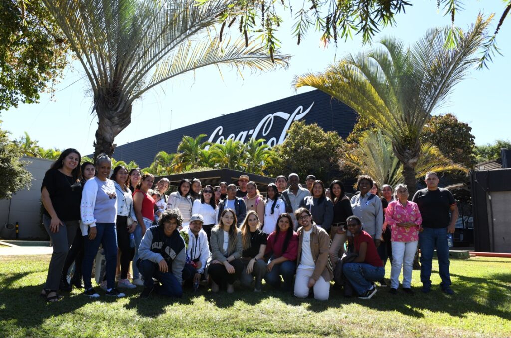Migrantes recebem capacitação em boas práticas alimentares no DF