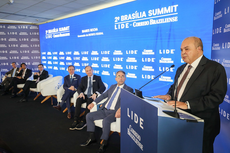 Política de alimentação escolar do DF é destaque no Brasil Summit 2025