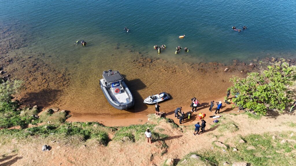 PMDF retira 150 kg de lixo do Lago Paranoá em ação pelo Dia Mundial do Meio Ambiente
